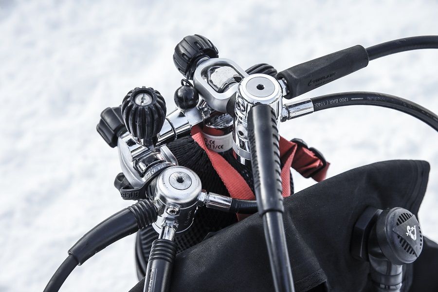 Curso de Buceo Bajo Hielo y Traje Seco