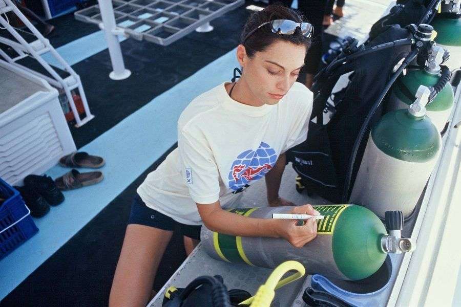 Curso de Buceo Advanced Open Water Diver Curso de Buceo Advanced Open Water Diver